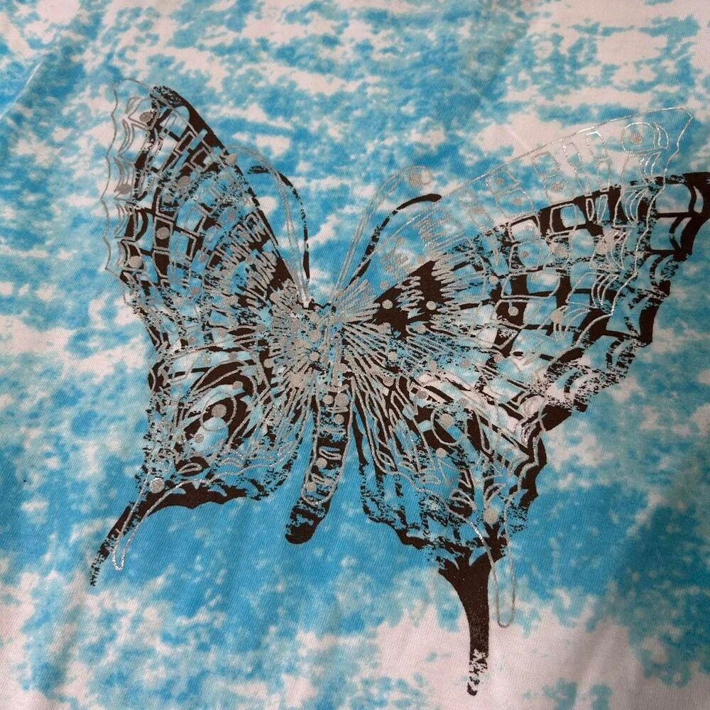 Y2K style Blue tie-dye butterfly graphic baby tee | small fairy core summer - Picture 3 of 5